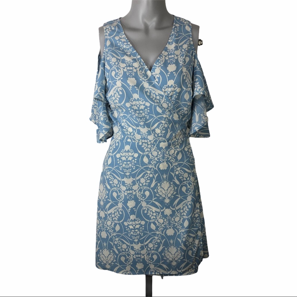TOPSHOP wrap-around women’s blue & cream floral dress size 6
